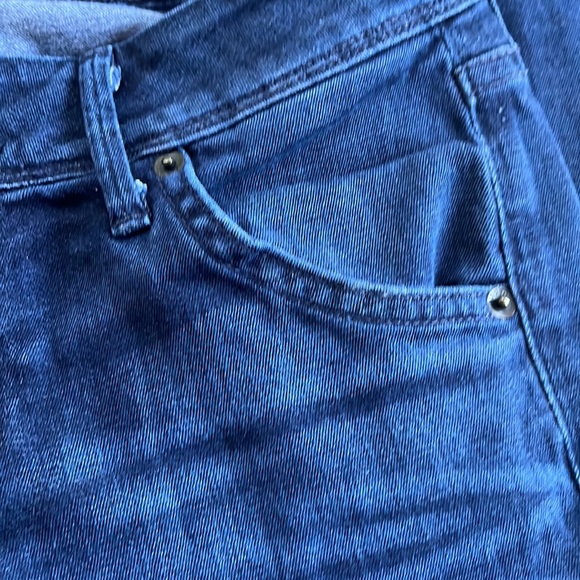 Hudson Jeans Beth Baby Boot Darker Wash Jeans Size 26 - Picture 8 of 13